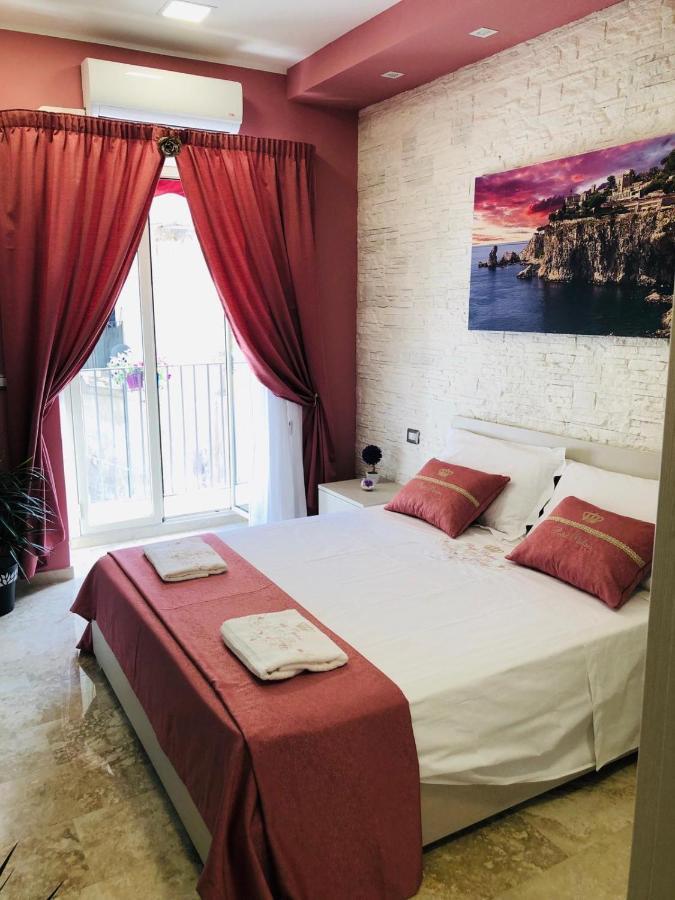 Suite Petit Катания Экстерьер фото